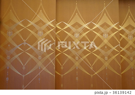 京都迎賓館　藤の間　織物　伝統工芸　キリガネ 36139142
