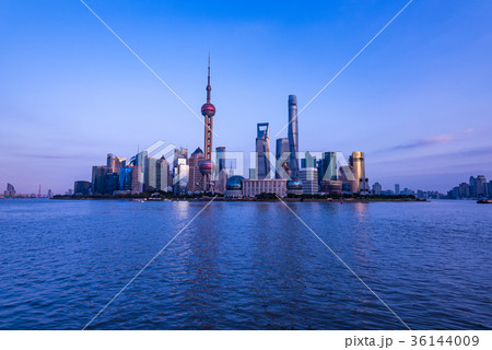 中国・上海の夜景 中国・上海の夜景 36144009