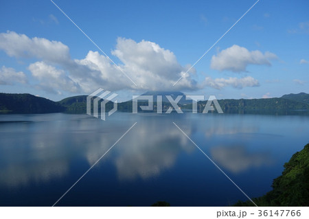 開聞岳と池田湖 自然 風景 旅 旅行 指宿 南九州 雲 開聞岳と池田湖 自然 風景 旅 旅行 指宿 南九州 雲 36147766