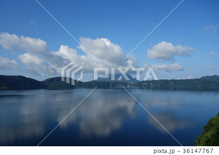 開聞岳と池田湖 自然 風景 旅 旅行 指宿 南九州 雲 開聞岳と池田湖 自然 風景 旅 旅行 指宿 南九州 雲 36147767