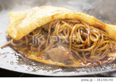 オムそばの料理シーン 36148140