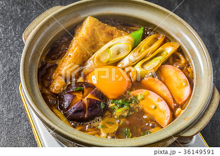 味噌煮込みうどん　Miso stew noodles Japanese food 36149591