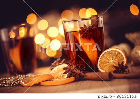 the Mulled wine in night celebration 36151153