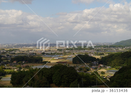 福岡県みやま市高田町の山上から　みやま市、遠くは筑後市の眺望（九州新幹線-筑後船小屋駅も見えます） 36153436