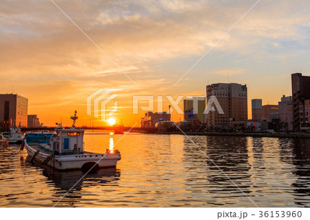 釧路の夕日 36153960