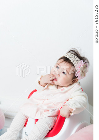 幼児　女の子　新生児 36155285
