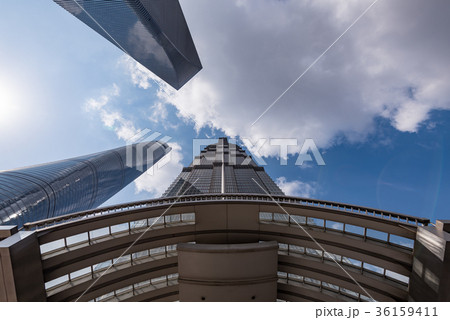 上海の高層ビル群 36159411