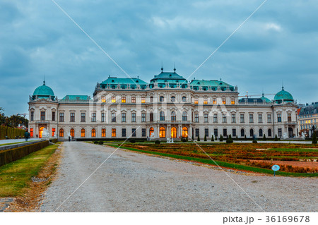 Sunset over Belvedere palace in Vienna, Austria 36169678