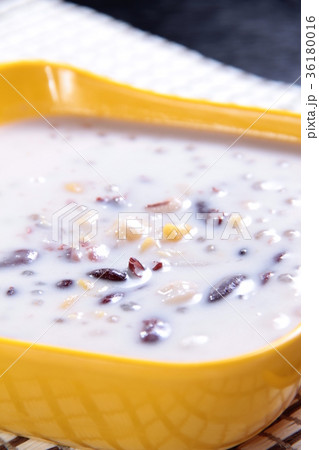 sweet soup 36180016