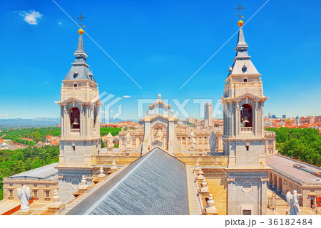 Almudena Cathedral on backstage Almudena Cathedral on backstage 36182484