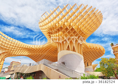 Metropol Parasol . 36182524