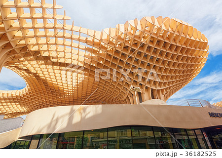 Metropol Parasol . 36182525