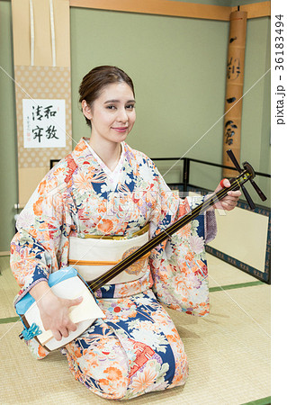 インバウンドツーリスト　文化体験　三味線 36183494