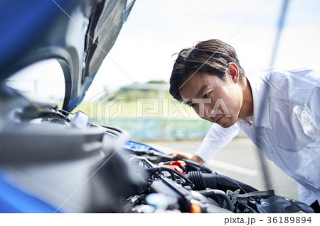 カートラブルにあうドライバー 36189894