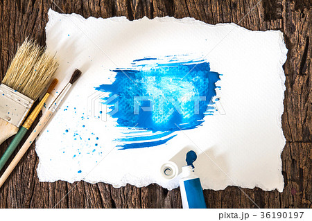 Art brush and blue watercolor painted  36190197