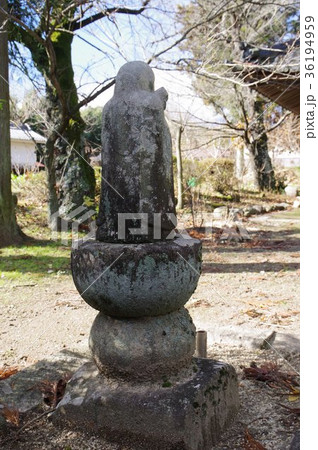 信州の文化財 名工 守屋貞治の石仏 上赤須の延命地蔵大菩薩像 背面(長野県駒ケ根市) 信州の文化財 名工 守屋貞治の石仏 上赤須の延命地蔵大菩薩像 背面(長野県駒ケ根市) 36194959