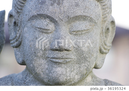 信州の文化財 名工 守屋貞治の石仏 福沢家の准胝観音菩薩 頭部拡大(駒ヶ根市福岡)貞治仏の傑作 信州の文化財 名工 守屋貞治の石仏 福沢家の准胝観音菩薩 頭部拡大(駒ヶ根市福岡)貞治仏の傑作 36195324
