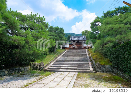 京都市 霊鑑寺 参門 36198539