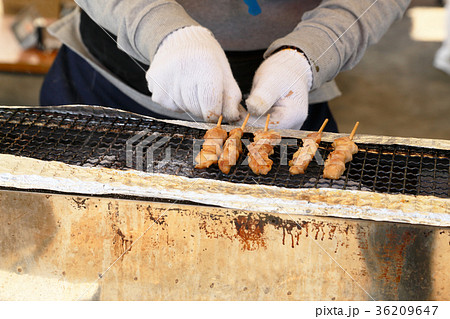 お祭りの焼き鳥 お祭りの焼き鳥 36209647