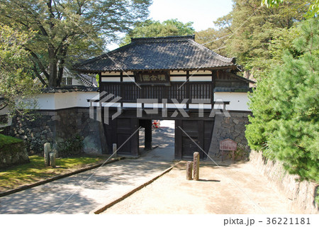 小諸城跡 現存する三の門 小諸城跡 現存する三の門 36221181