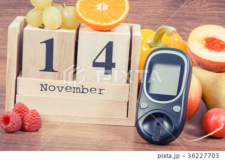 Date of 14 November, glucometer and fresh food Date of 14 November, glucometer and fresh food 36227703
