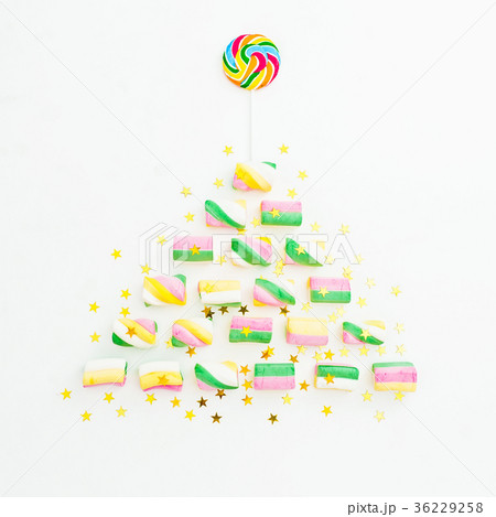 Christmas tree made of bright marshmallow 36229258