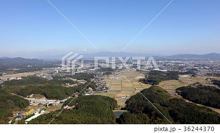 空撮 福岡県飯塚市八木山峠上空より、飯塚市内を撮影 空撮 福岡県飯塚市八木山峠上空より、飯塚市内を撮影 36244370