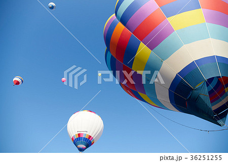 佐賀バルーンフェスタの熱気球 36251255