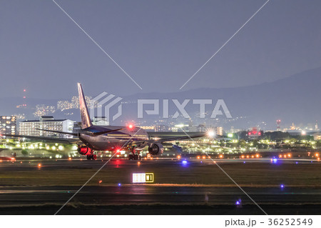 伊丹空港　夜景 36252549
