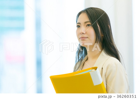 女性会社員 OL ビジネスイメージ オフィスレディ 女性会社員 OL ビジネスイメージ オフィスレディ 36260351