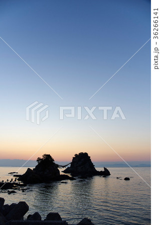 豊後二見ヶ浦からの夜明け 36266141