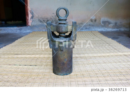 The old tool for making noodles 36269713