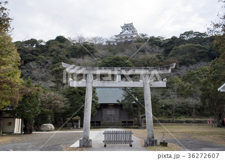 館山神社から見る館山城模擬天守 36272607
