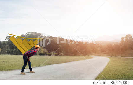 Engineer man carry progress graph 36276809