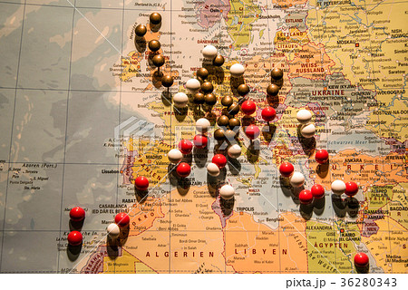 Picture World Map Travel concept pushpins Europe Picture World Map Travel concept pushpins Europe 36280343