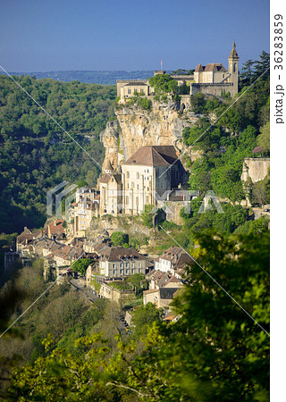 Rocamadour village site in france at sunrise 36283859