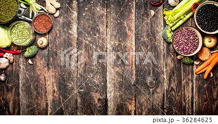 Organic Food. Organic Food. 36284625