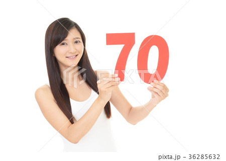 数字を持つ女性 36285632