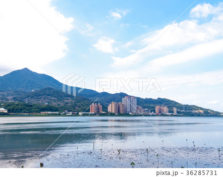 台湾 淡水と観音山(淡水富士) 台湾 淡水と観音山(淡水富士) 36285731
