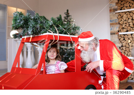 Funny Santa Claus playing with little princes 36290485
