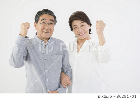 仲良しシニア夫婦 アクティブシニア 仲良しシニア夫婦 アクティブシニア 36291701