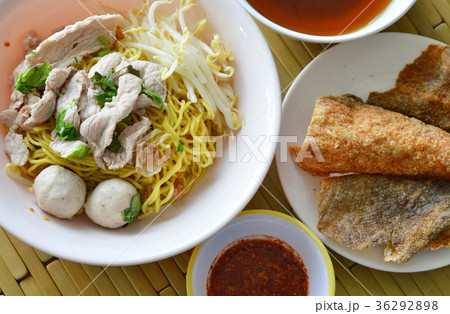 Chinese egg noodle topping pork ball  36292898