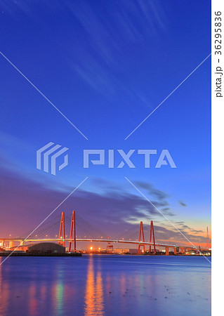 名港トリトンの夕景 36295836