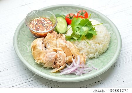 タイ料理、エスニック料理、海南鶏飯、カオマンガイ。パクチーを添えて。 36301274