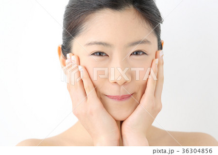 ビューティー　若い女性 36304856