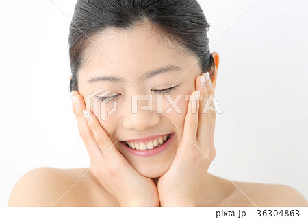 ビューティー　若い女性 36304863