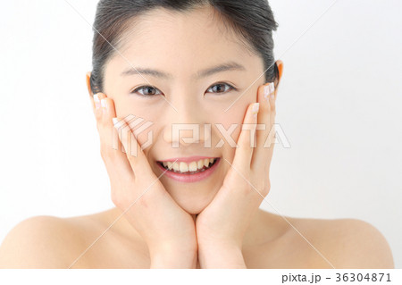 ビューティー　若い女性 36304871