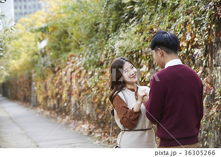 秋 デート 見開き 36305266