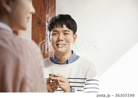 デート 若い男 若い男性 36305599