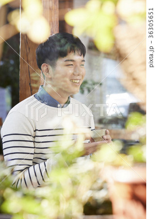 笑顔 微笑 微笑み 36305651